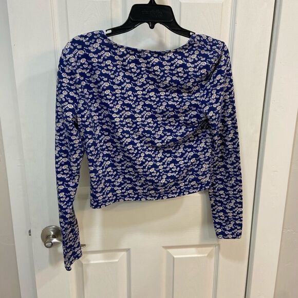 Me to We Floral Crop Long Sleeve - Picture 8 of 8